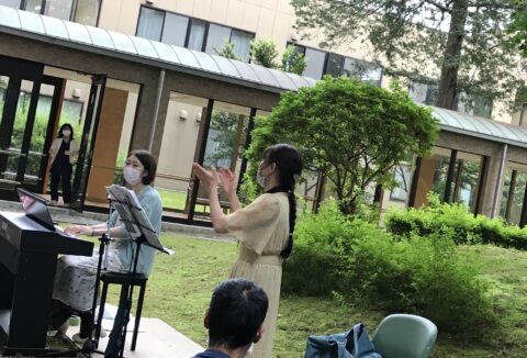 参加者の皆様と、手拍子を交えて音楽を楽しみました🎵
